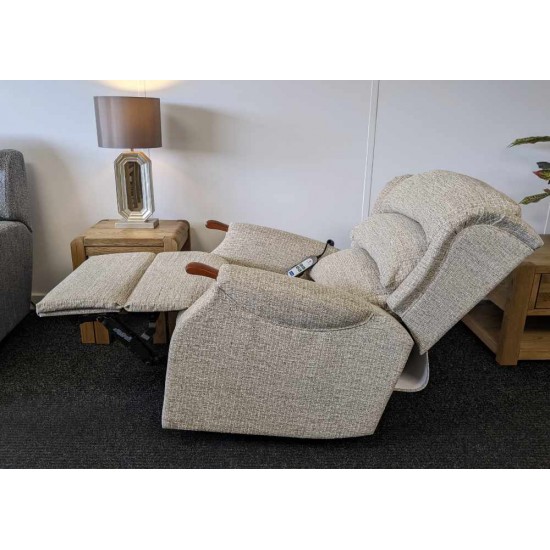  SHOWROOM CLEARANCE ITEM - RISER RECLINER - Celebrity Westbury Standard Dual Motor Lift and Tilt Recliner with knuckles