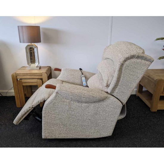  SHOWROOM CLEARANCE ITEM - RISER RECLINER - Celebrity Westbury Standard Dual Motor Lift and Tilt Recliner with knuckles