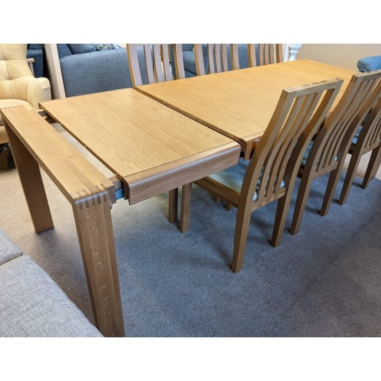  SHOWROOM CLEARANCE ITEM - Ercol Furniture Bosco Medium Extending Dining Table with six dining chairs