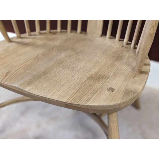  SHOWROOM CLEARANCE ITEM - Ercol Furniture Chairmakers Chair 7911