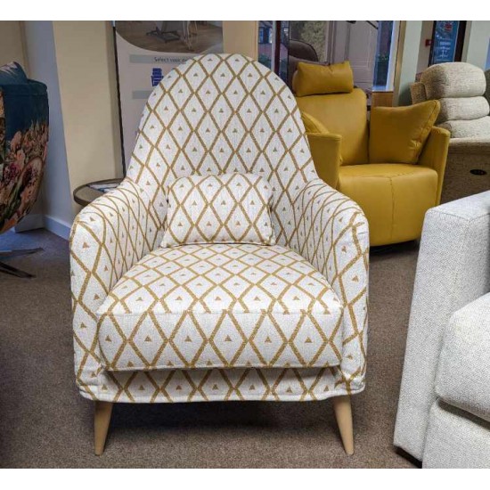  SHOWROOM CLEARANCE ITEM - Fama Miranda Chair