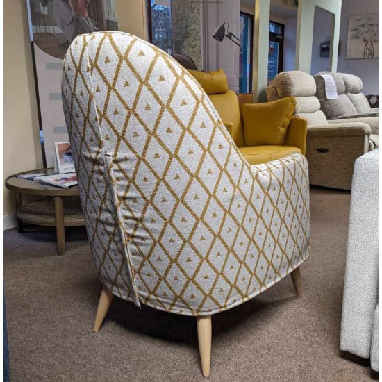  SHOWROOM CLEARANCE ITEM - Fama Miranda Chair