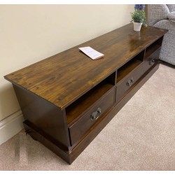  SHOWROOM CLEARANCE ITEM - Laura Ashley Garrat 3 Drawer TV Unit