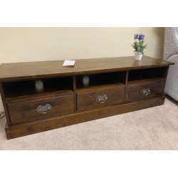  SHOWROOM CLEARANCE ITEM - Laura Ashley Garrat 3 Drawer TV Unit