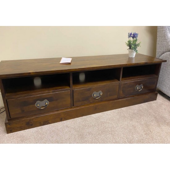  SHOWROOM CLEARANCE ITEM - Laura Ashley Garrat 3 Drawer TV Unit