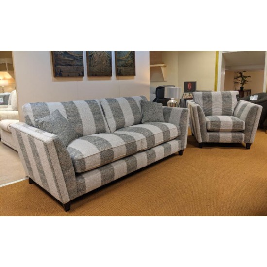  SHOWROOM CLEARANCE ITEM - Parker Knoll Harlow Suite - Grand Sofa and Armchair