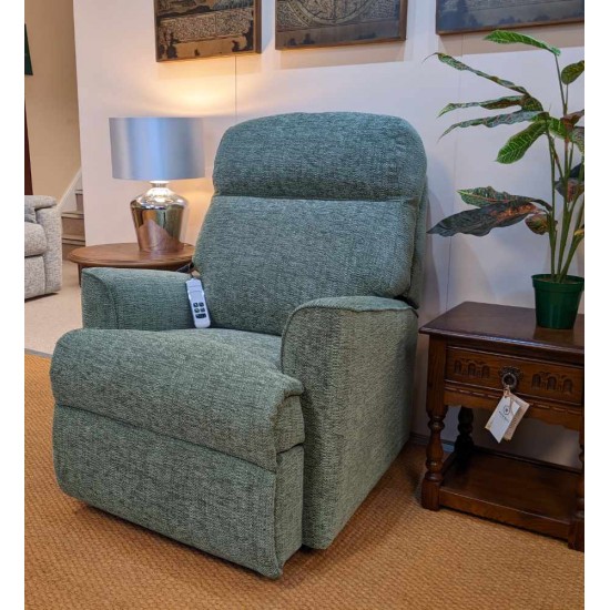  SHOWROOM CLEARANCE ITEM - RISER RECLINER - Sherborne Harrow Small Dual Motor Riser Recliner 