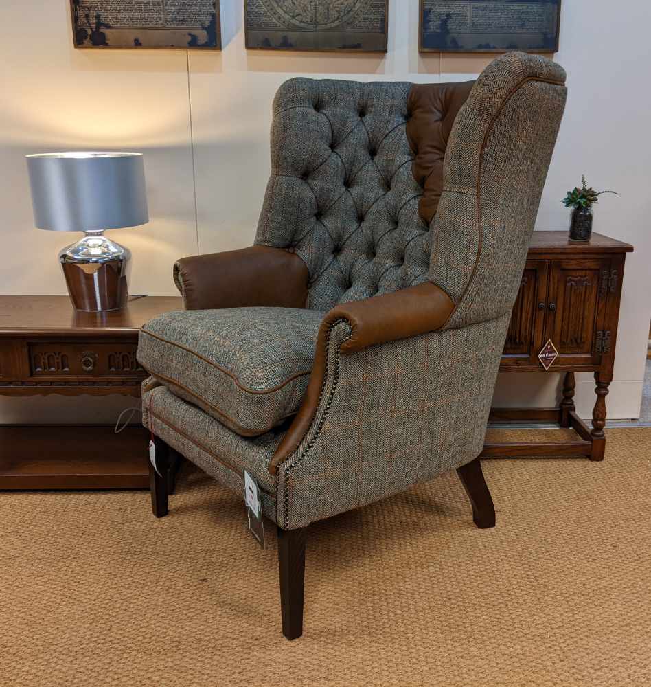 Mackenzie swivel store armchair