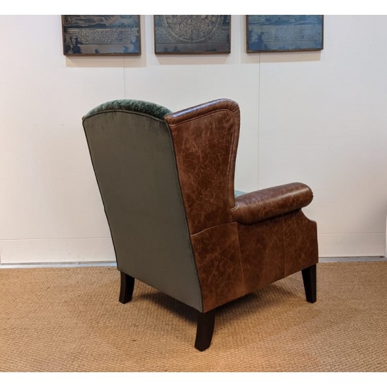  SHOWROOM CLEARANCE ITEM - Tetrad Constable Wing Chair