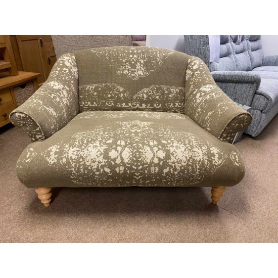 SHOWROOM CLEARANCE ITEM - Tetrad Jacaranda Snuggler