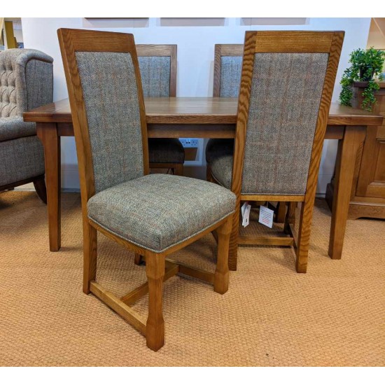  SHOWROOM CLEARANCE ITEM - Old Charm Wood Bros Chatsworth Extending Dining Table & 4 Harris Tweed Chairs - Model Numbers 3224 & 2899