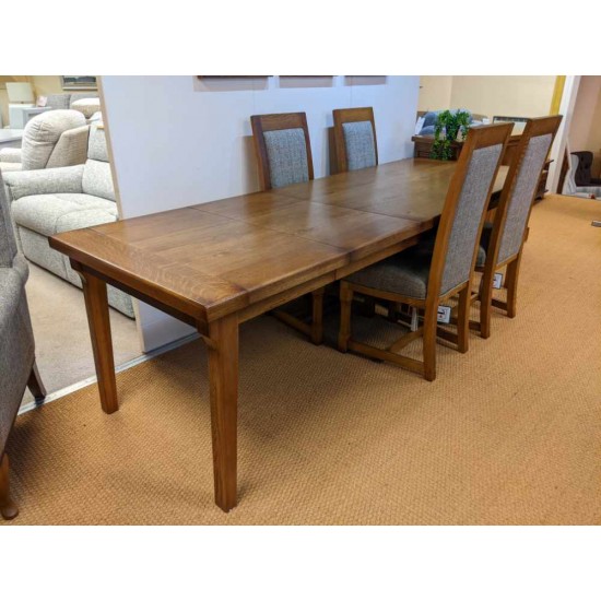  SHOWROOM CLEARANCE ITEM - Old Charm Wood Bros Chatsworth Extending Dining Table & 4 Harris Tweed Chairs - Model Numbers 3224 & 2899