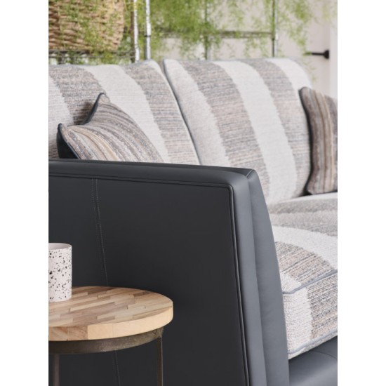 Parker Knoll Harlow Snuggler - 5 Year Guardsman Furniture Protection Included For Free!